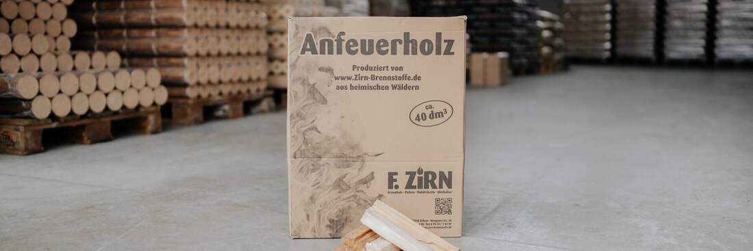 Zubehör und Holzanzünder